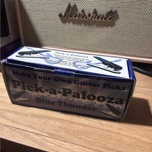 Pick-a-Palooza Blue Thunder Guitar Pick Maker